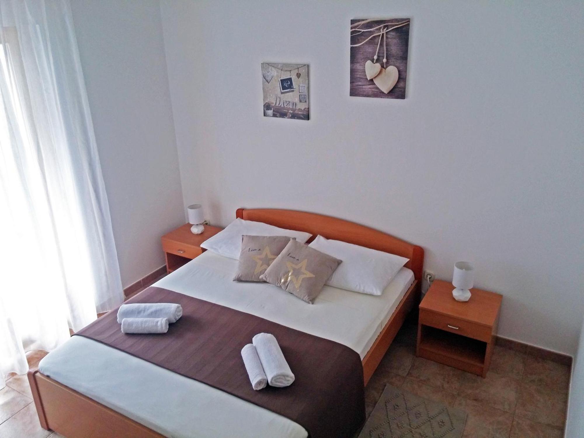 Apartments And Rooms Saric Ядрия Стая снимка