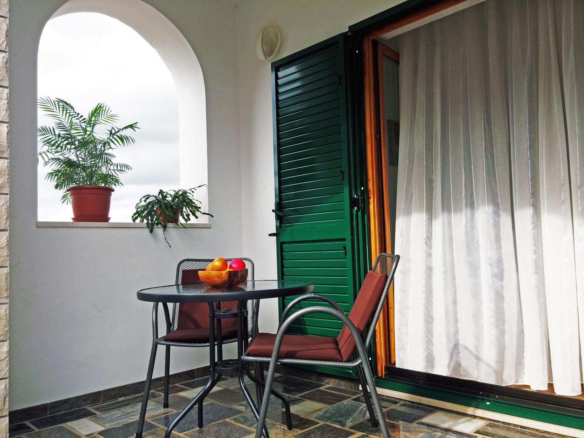 Apartments And Rooms Saric Ядрия Стая снимка