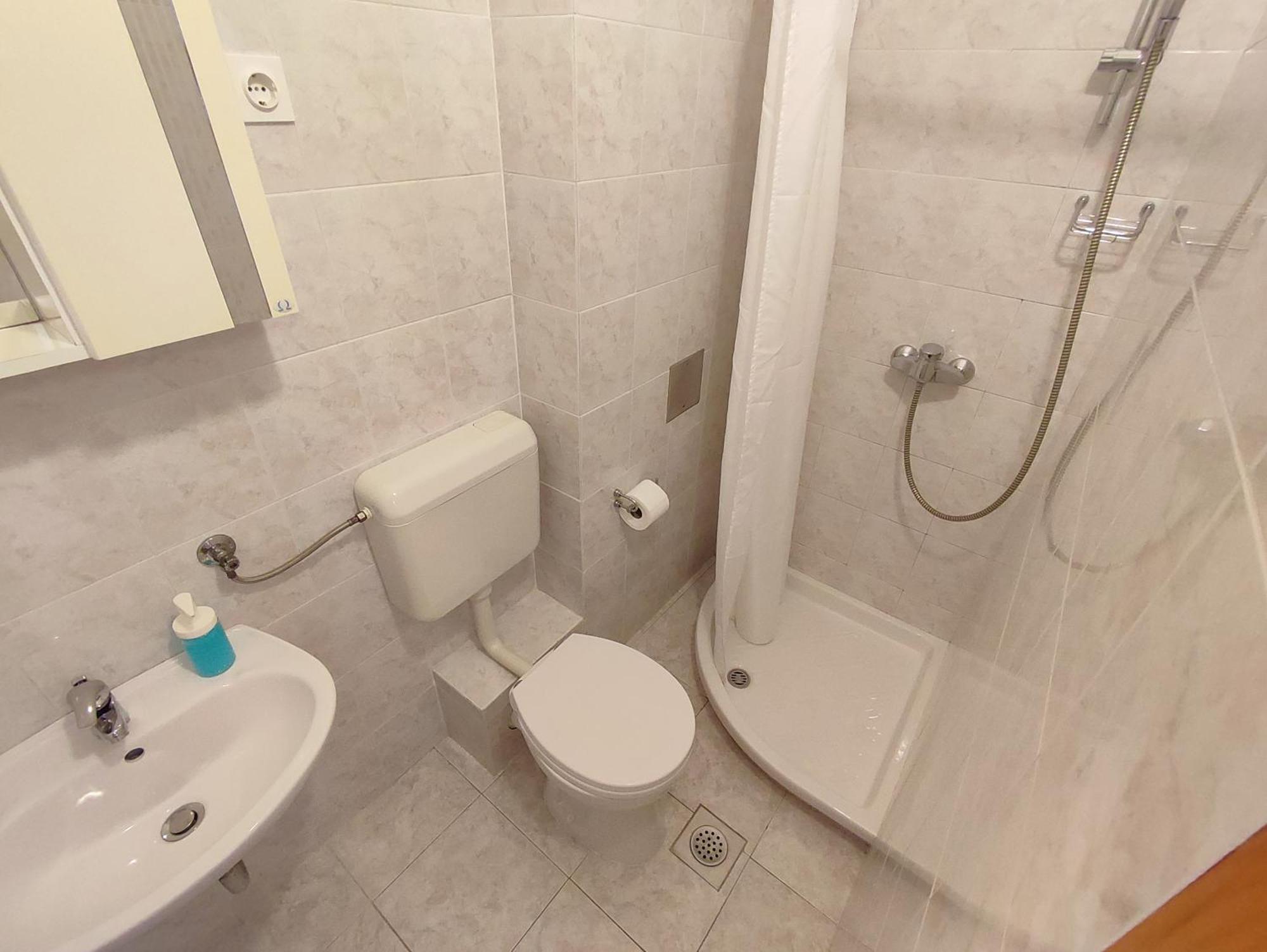 Apartments And Rooms Saric Ядрия Екстериор снимка