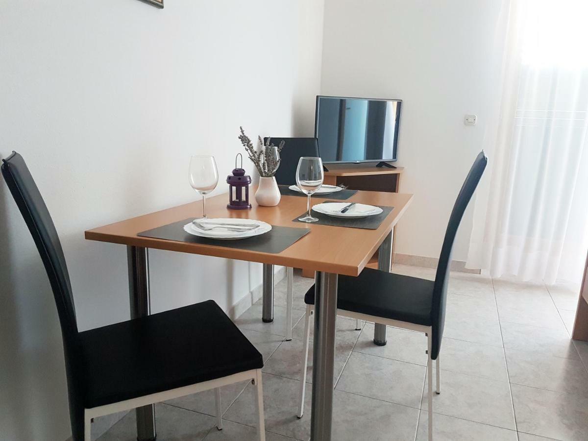 Apartments And Rooms Saric Ядрия Екстериор снимка