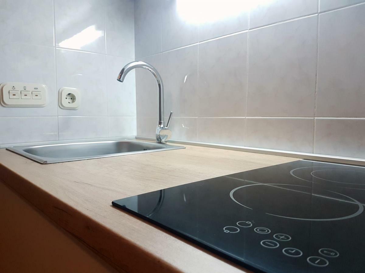Apartments And Rooms Saric Ядрия Екстериор снимка